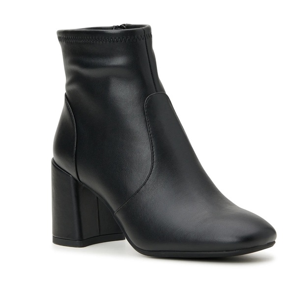 NWT Madden NYC Women's Side Zip Heeled Bootie - Picture 1 of 9